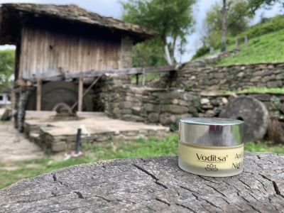 Женската красота през вековете: Българката и тайнството на чистата кожа