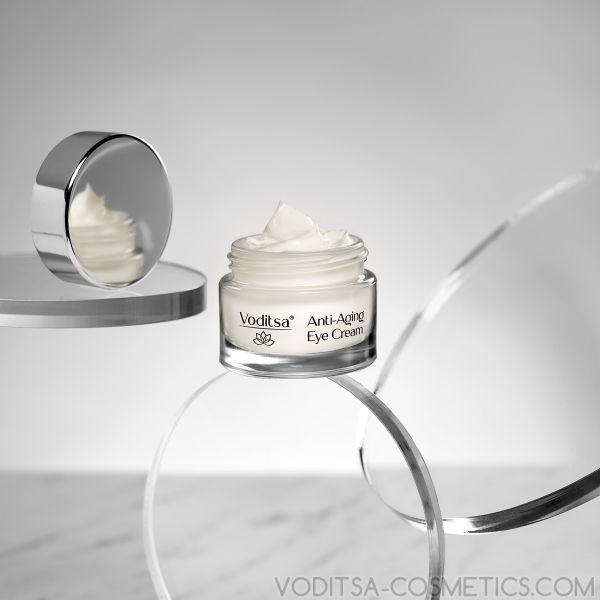 Pевитализиращ околоочен крем против бръчки с екстракт от тубероза VODITSA
