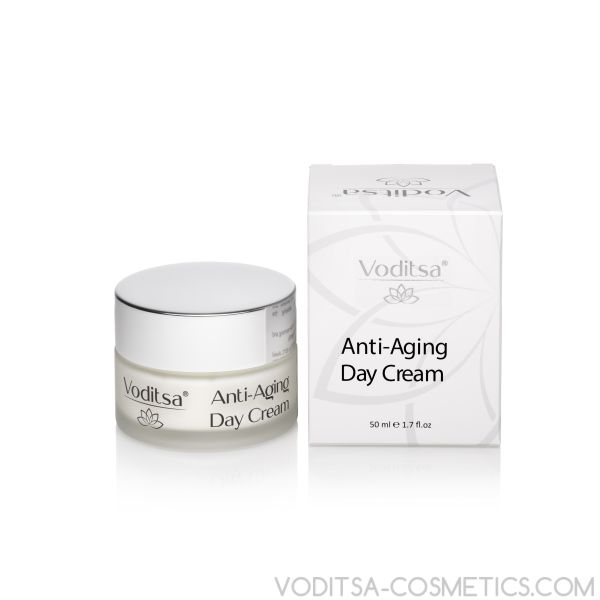 Озаряващ дневен крем против бръчки VODITSA